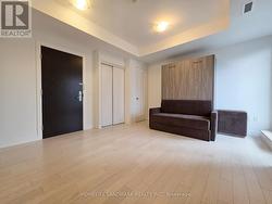 605 - 330 RICHMOND STREET W Toronto, ON M5V 0M4