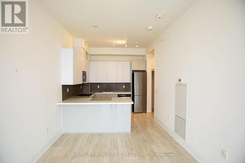 527 - 2908 HIGHWAY 7 ROAD  Vaughan, ON L4K 0K5