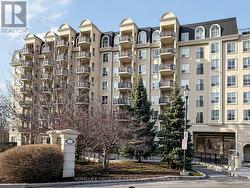 621 - 1 MAISON PARK COURT  Vaughan, ON L4J 9K1