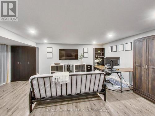 496 Elgin Street N, Cambridge, ON - Indoor