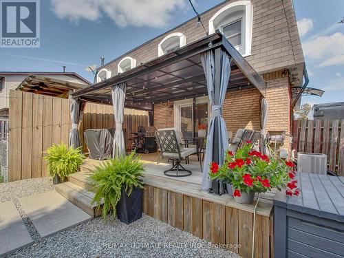 496 Elgin Street N, Cambridge, ON - Outdoor With Deck Patio Veranda