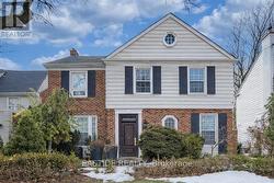 277 LAWRENCE AVENUE E  Toronto, ON M4N 1T6