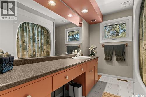 706 2Nd Avenue, Borden, SK - Indoor Photo Showing Bathroom