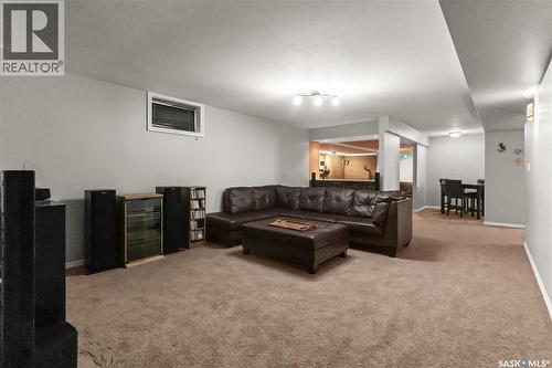 706 2Nd Avenue, Borden, SK - Indoor