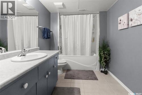706 2Nd Avenue, Borden, SK - Indoor Photo Showing Bathroom