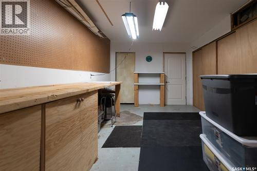 706 2Nd Avenue, Borden, SK - Indoor