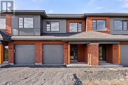 267 APRICOT STREET Ottawa, ON K1X 0K1