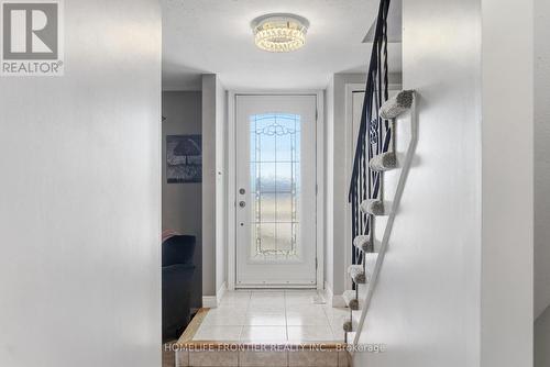 977 Upper Wellington Street, Hamilton, ON - Indoor Photo Showing Other Room