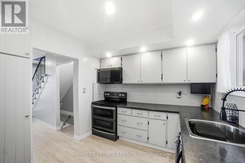 977 Upper Wellington Street, Hamilton, ON - Indoor Photo Showing Kitchen