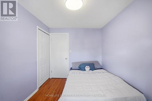 977 Upper Wellington Street, Hamilton, ON - Indoor Photo Showing Bedroom