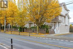 13 1043 Caledonia Ave  Victoria, BC V8T 1E7