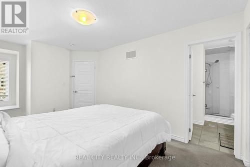 48 - 143 Ridge Road, Cambridge, ON - Indoor Photo Showing Bedroom