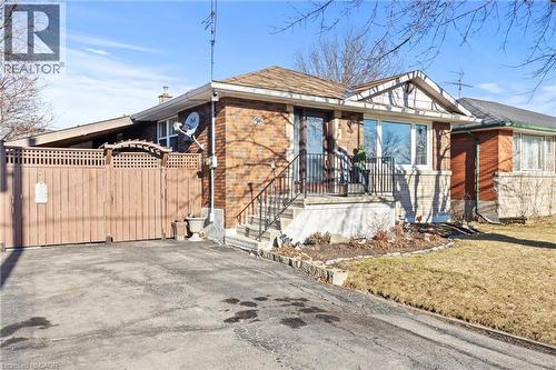 96 Terrace Drive, Hamilton, ON - Outdoor