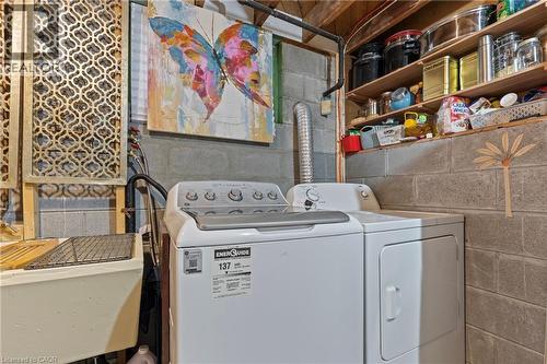 96 Terrace Drive, Hamilton, ON - Indoor Photo Showing Laundry Room