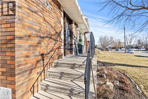 96 Terrace Drive, Hamilton, ON - Outdoor