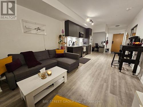 801 - 2369 Danforth Avenue, Toronto, ON - Indoor Photo Showing Living Room