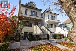 1937 TEMPLETON DRIVE  Vancouver, BC V5N 4V9