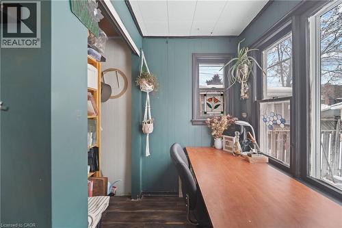 22 Cope Street, Hamilton, ON - Indoor