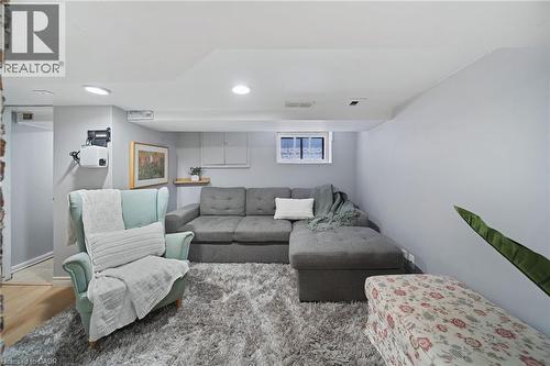 22 Cope Street, Hamilton, ON - Indoor