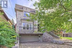 99 BANNOCKBURN AVENUE  Toronto, ON M5M 2M9