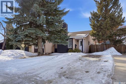 1608 Vickies Avenue, Saskatoon, SK - Outdoor