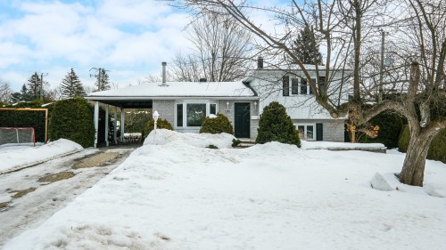 1310 Place de Ste-Foy  Saint-Bruno-De-Montarville, QC J3V 3C5