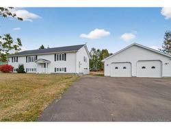 21 Young ST  Riverside-Albert, NB E4H 3X8