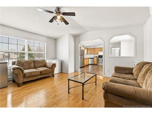 11 Sentier St, Moncton, NB 