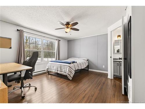 11 Sentier St, Moncton, NB 