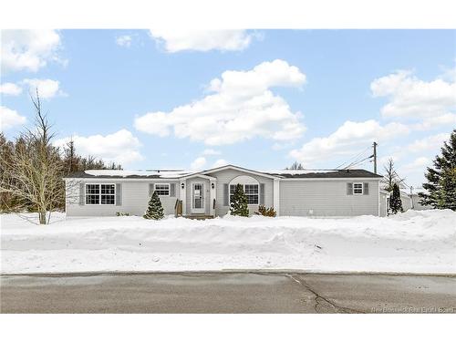 11 Sentier St, Moncton, NB 