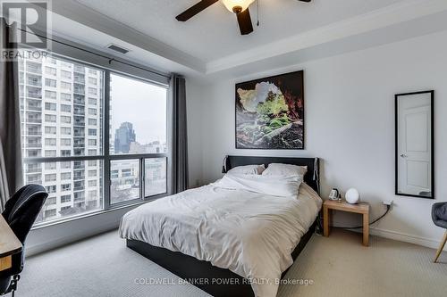 1311 - 330 Ridout Street N, London East (East K), ON - Indoor Photo Showing Bedroom
