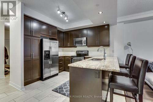 1311 - 330 Ridout Street N, London East (East K), ON - Indoor Photo Showing Kitchen With Upgraded Kitchen