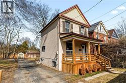 35 DUNDAS Street  Dundas, ON L8H 1A1