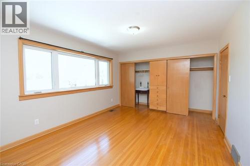 142 Delmar Drive, Hamilton, ON - Indoor Photo Showing Other Room