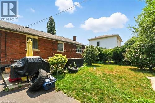 Shared Backyard - 90 Toby Crescent Unit# Lower, Hamilton, ON - Outdoor