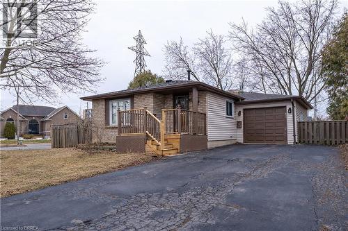 390 BRANTWOOD PARK Road  Brantford, ON N3P 1K7