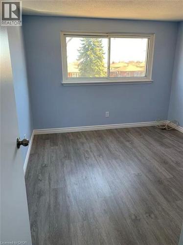 390 East 23Rd Street, Hamilton, ON - Indoor Photo Showing Other Room