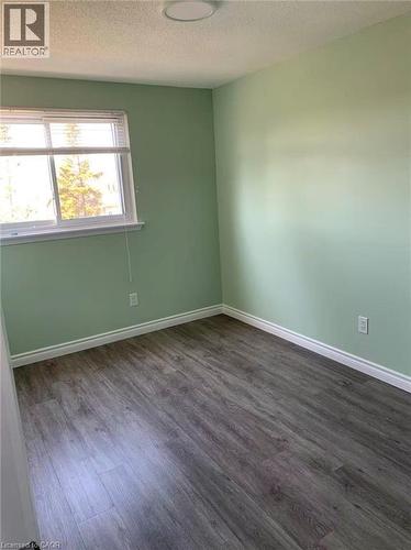 390 East 23Rd Street, Hamilton, ON - Indoor Photo Showing Other Room