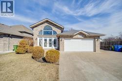 1120 KING LOUIS  Lakeshore, ON N8L 0V3