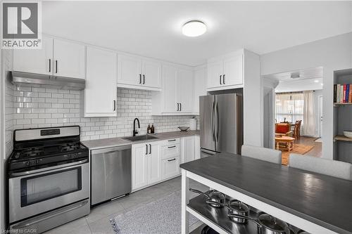 262 Britannia Avenue, Hamilton, ON - Indoor Photo Showing Kitchen With Stainless Steel Kitchen