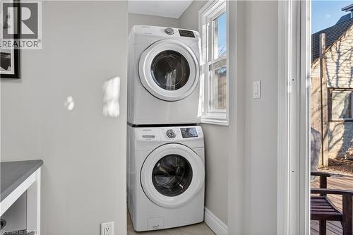 262 Britannia Avenue, Hamilton, ON - Indoor Photo Showing Laundry Room