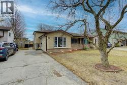 187 TRAYNOR Avenue  Kitchener, ON N2C 1W4