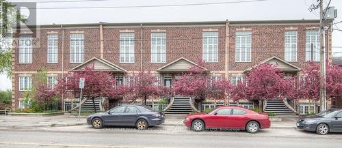 201 - 555 KING STREET E  Kitchener, ON N2G 2L9