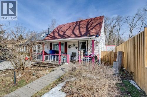 38 SANDERSON Street  Brantford, ON N3S 2V2