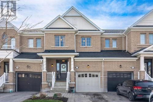 21 SHARPE CRESCENT  New Tecumseth, ON L0G 1W0