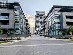 323C - 1612 CHARLES STREET  Whitby, ON L1N 0P3