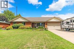 4 DONJON Boulevard  Port Dover, ON N0A 1N7