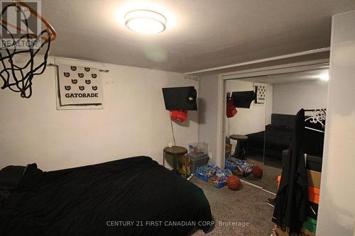 54 Terrace Street, London South (South I), ON - Indoor