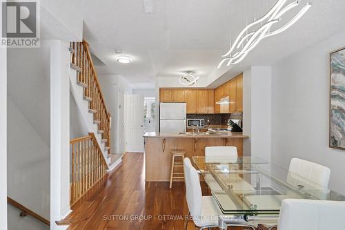 56 Steele Park Private, Ottawa, ON - Indoor Photo Showing Dining Room