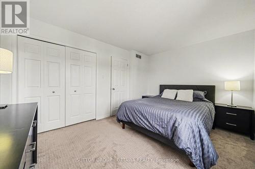 56 Steele Park Private, Ottawa, ON - Indoor Photo Showing Bedroom